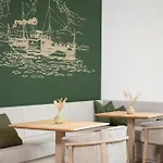 Hotel Apollo Achtquartier Am *