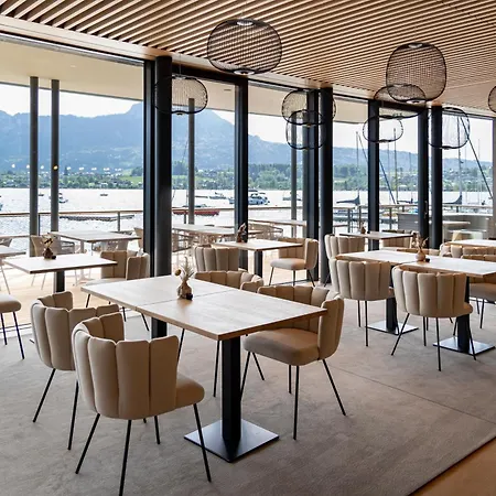 Apollo Achtquartier Am *