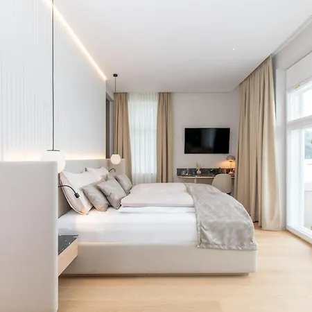 Apollo Achtquartier Am Hotell