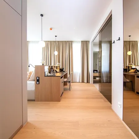 Hotell Apollo Achtquartier Am