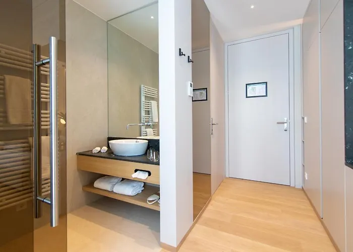 Apollo Achtquartier Am Otel