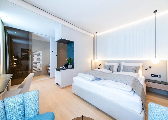 Apollo Achtquartier Am Otel