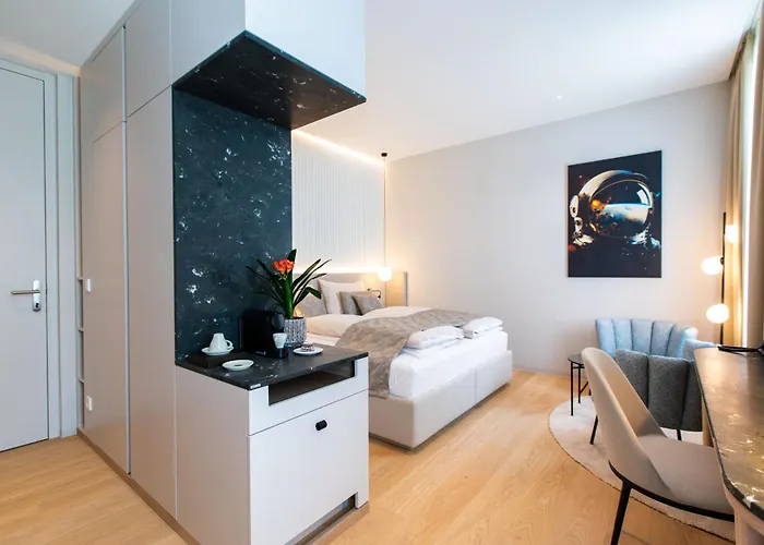 Hotel Apollo Achtquartier Am