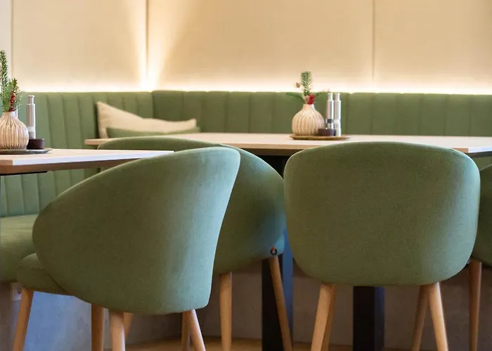 Otel Apollo Achtquartier Am