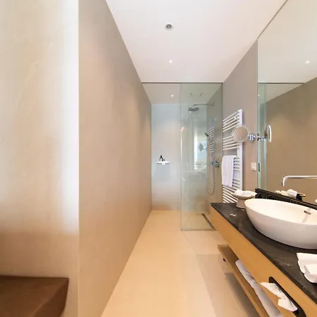 Apollo Achtquartier Am 호텔 *